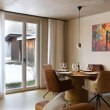 Apartamento Adlerhaus, Gartenwohnung -410- Mittenwald